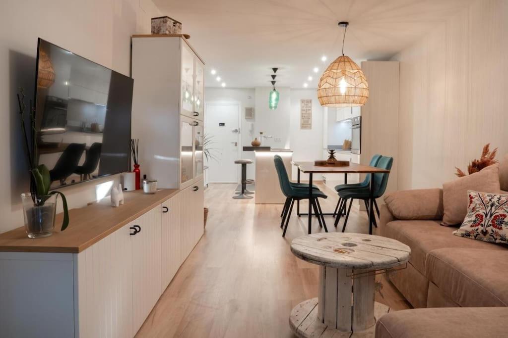 Apartemen The Mile